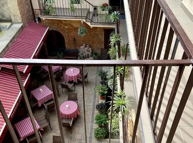 Yaroslav Osmomysl Square Apartments