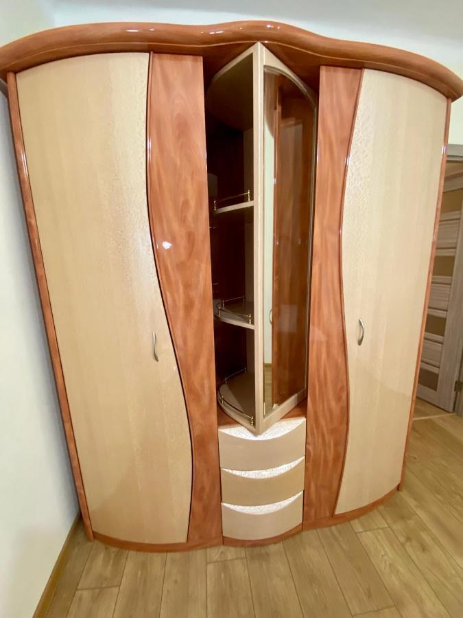 Yaroslav Osmomysl Square Apartment *