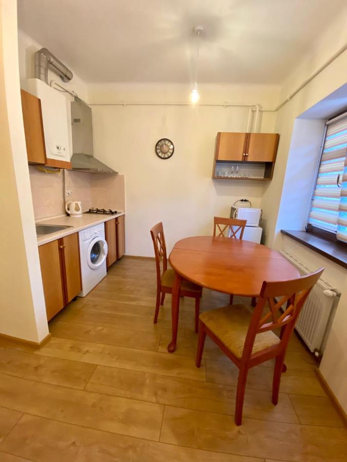 Apartment Yaroslav Osmomysl Square *