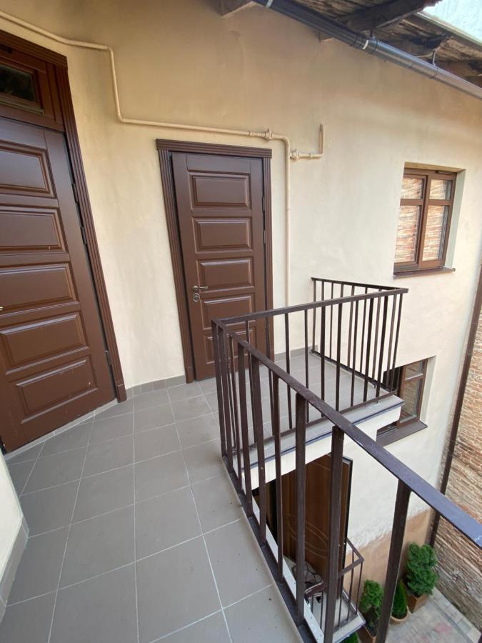 Yaroslav Osmomysl Square Apartment *